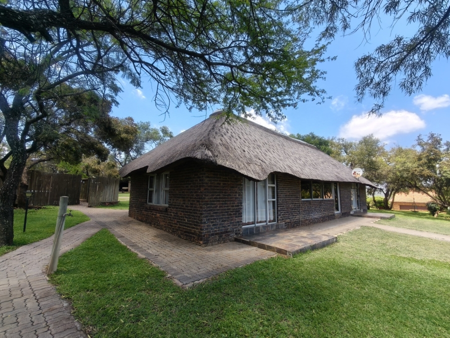 4 Bedroom Property for Sale in Swartruggens North West